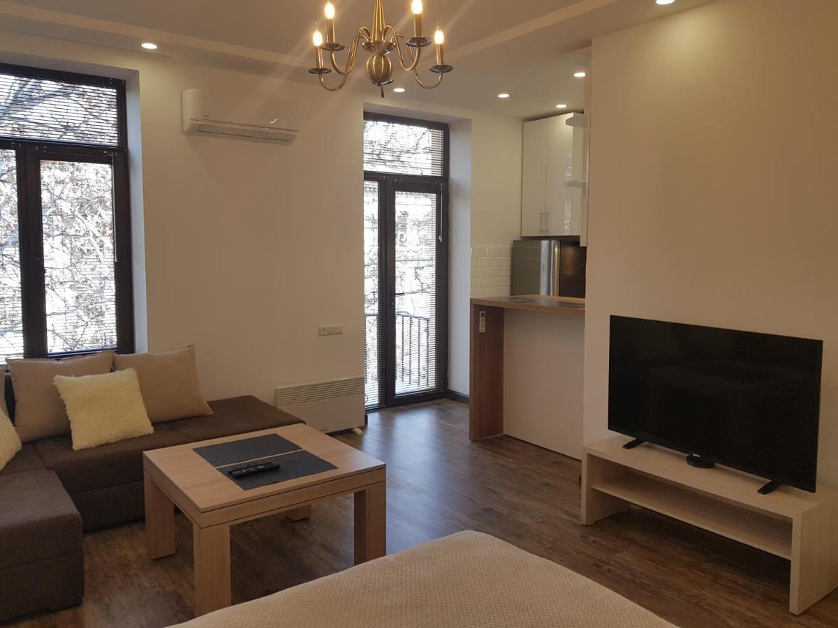 Cascade White Luxury Apartment 耶烈万 外观 照片