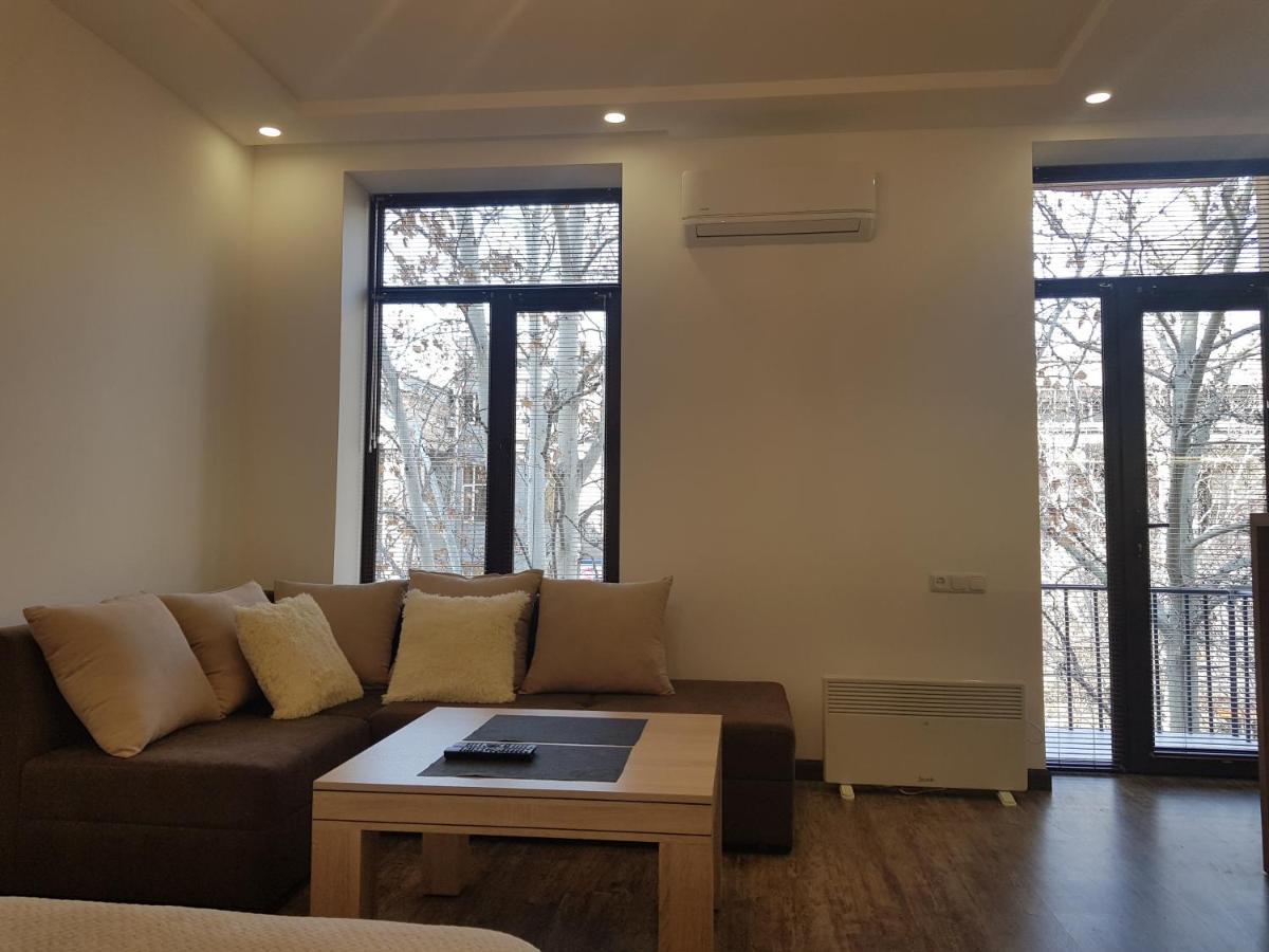 Cascade White Luxury Apartment 耶烈万 外观 照片
