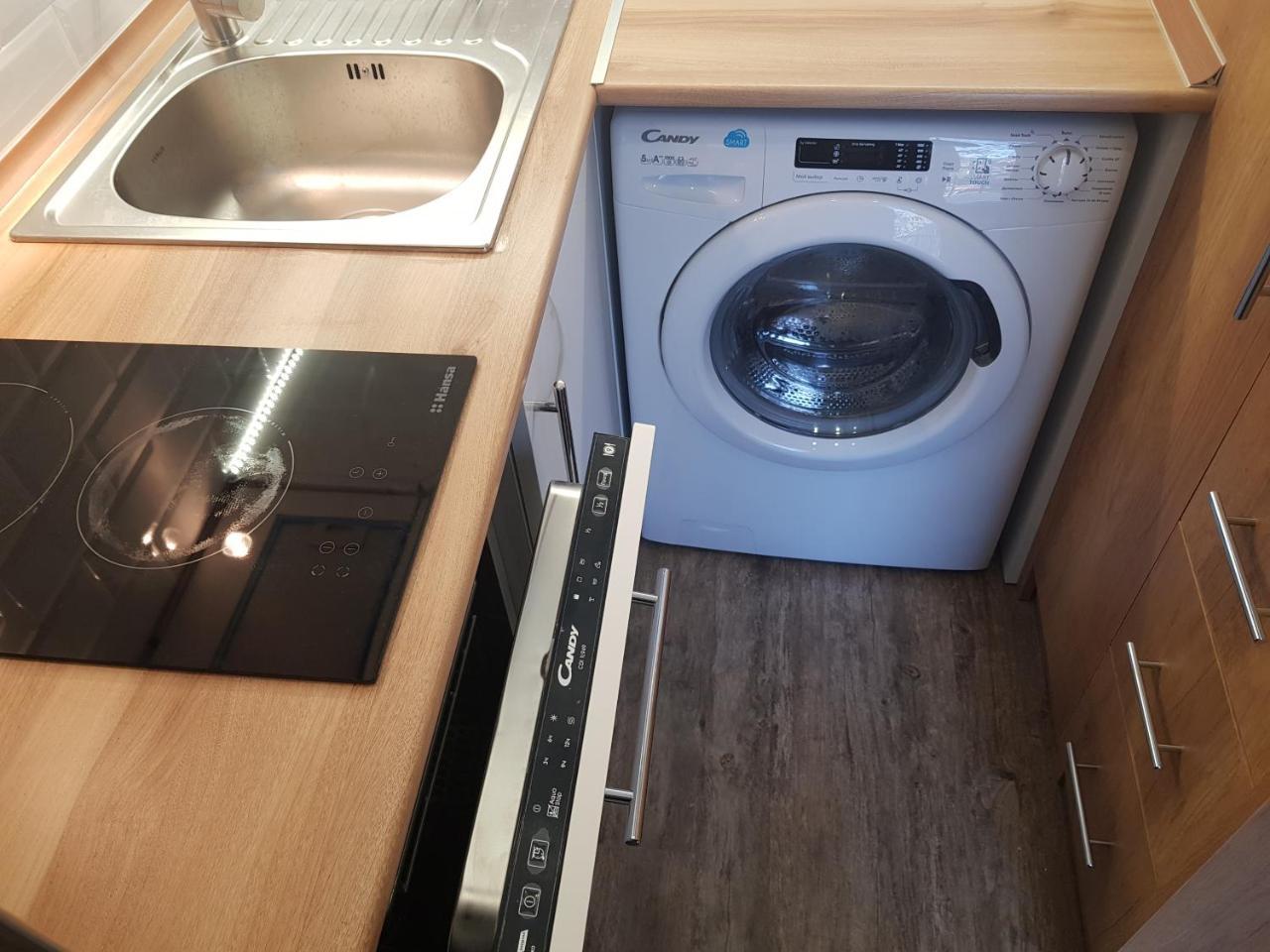 Cascade White Luxury Apartment 耶烈万 外观 照片